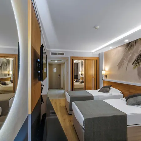 Üdülőközpont Alba 5*