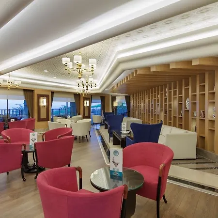 Üdülőközpont Alba 5*